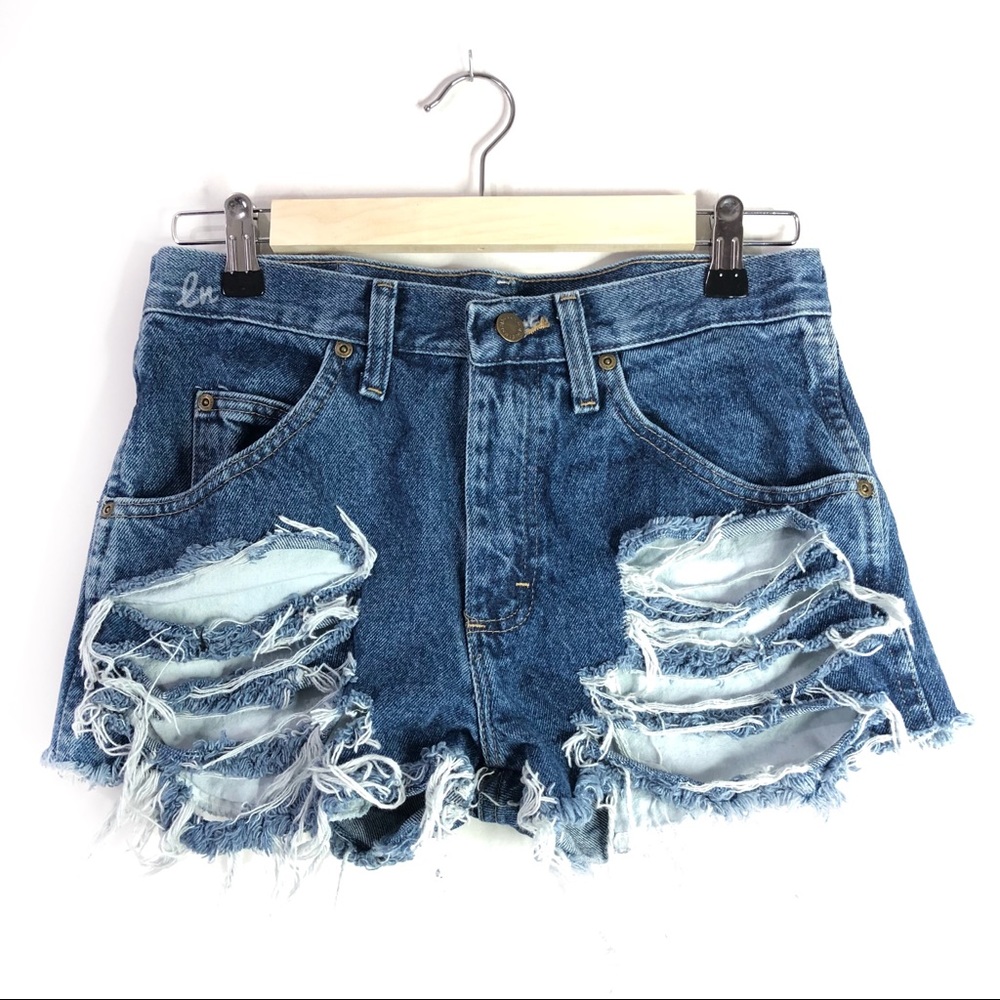 Womens Vintage Distressed Jean Shorts, Sexy Shorts - Picture 5 of 6